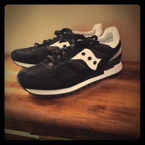 Saucony shadow size 12